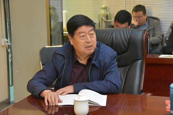 2、黨委書記姚金山對(duì)審核組專家的到來表示歡迎和衷心的感謝.jpg