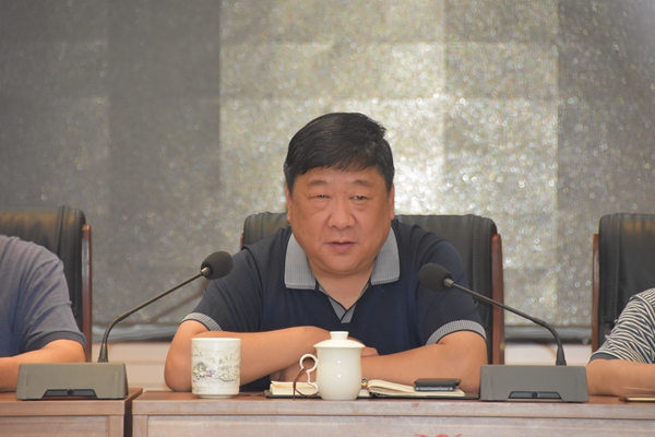 3.公司董事長、總經理曹紅普針對機關部門工作現狀作總結性指示.jpg
