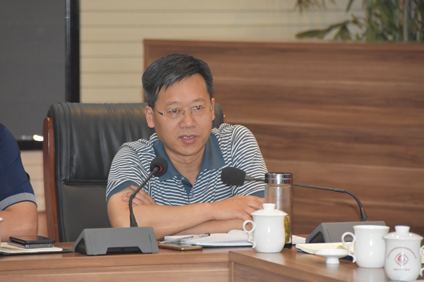4.公司副總經理陳向軍發表講話.jpg